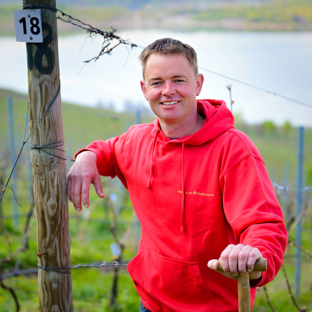 Der Wein des Monats Juli 2024 kommt vom Weinbau am Geiseltal